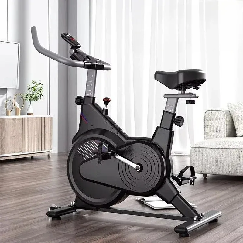 Czarne i białe rowery stacjona – Exercise Bike Magnetic Resistance recenzja i cena